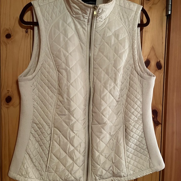 Quilted vest - Picture 1 of 7